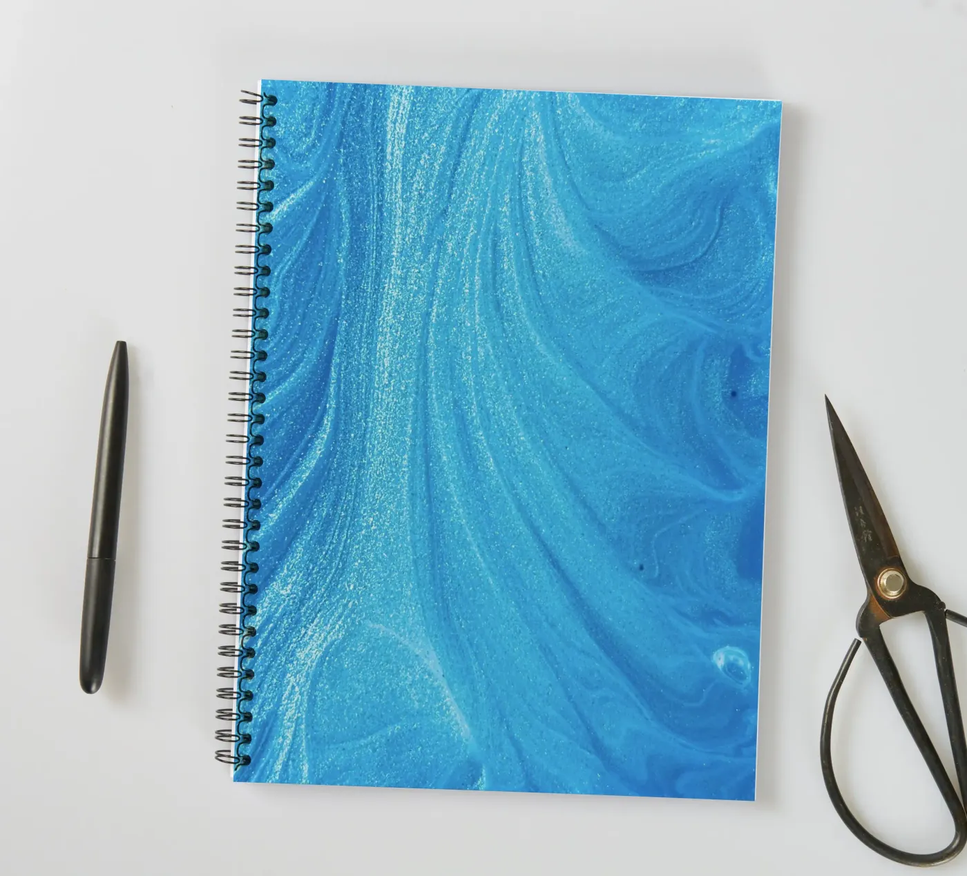 Flüssigkeitstiefe Ringbuch von Bleu