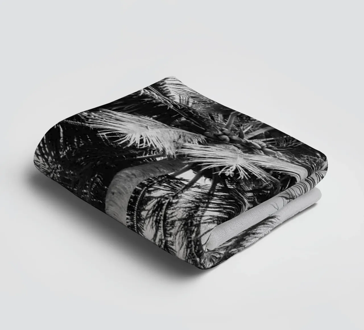 Tropical Palm tree in Indonesia asciugamano da bagno da photolovers