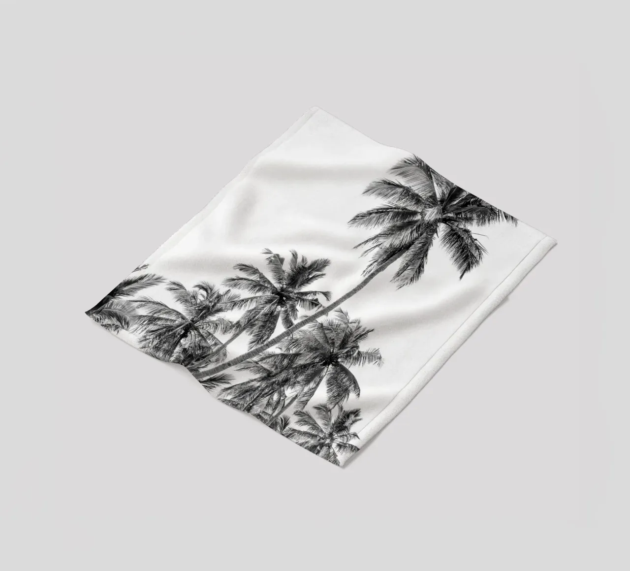 Palm trees on a tropical island coperta in pile da photolovers