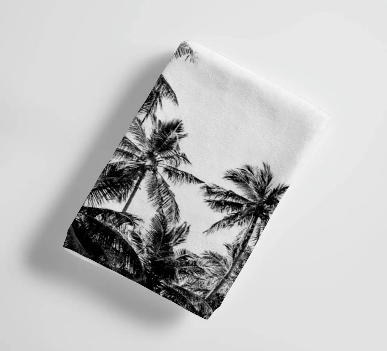 Tropical trees in Sri Lanka asciugamano da bagno da photolovers