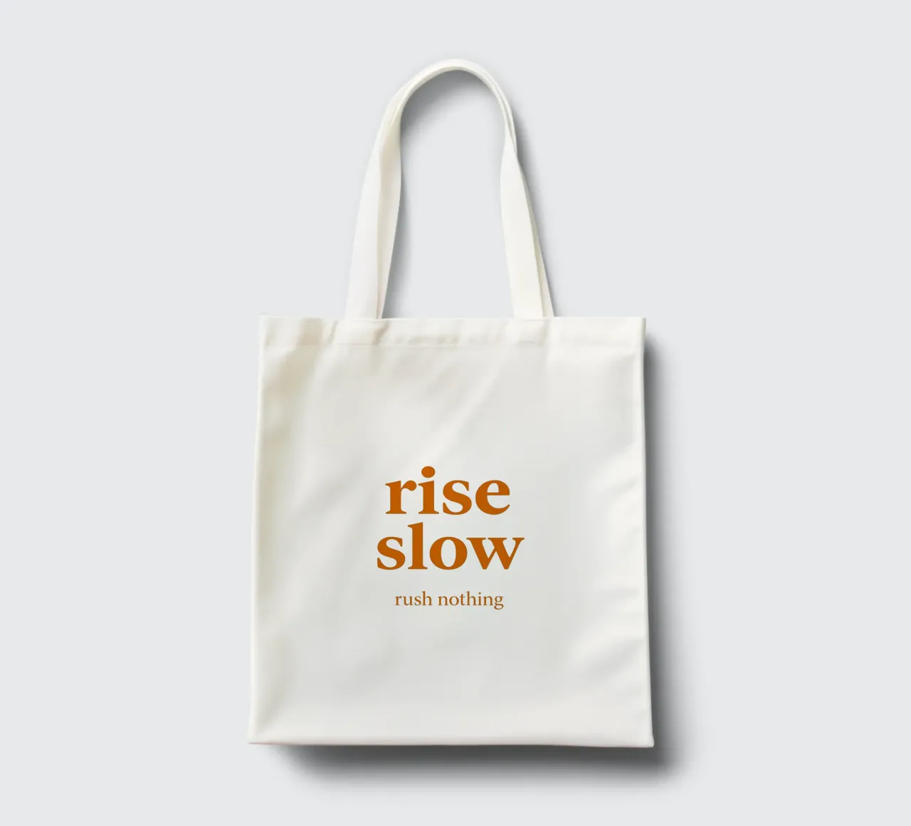 La calma es poder tote bag de QuooodZ by MooodzArt