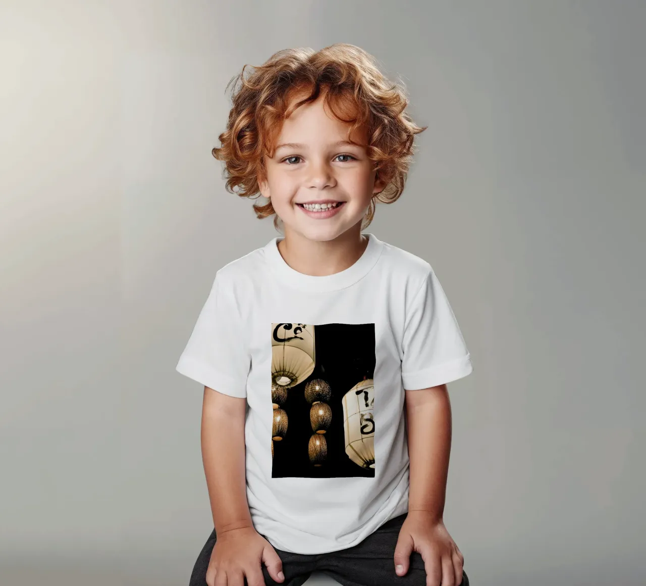 Balloons Kinder T-Shirt von Sebastian Hilgetag