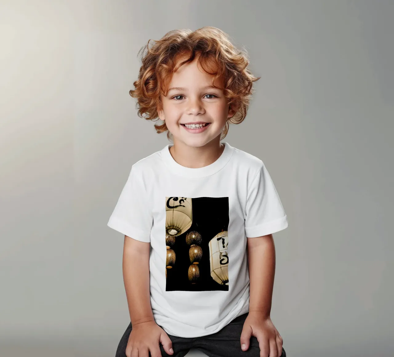 Balloons Kinder T-Shirt von Sebastian Hilgetag