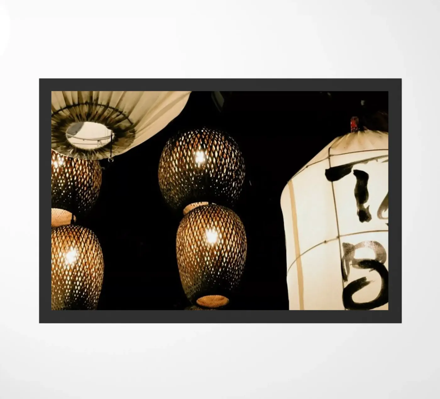 Balloons doormat by Sebastian Hilgetag