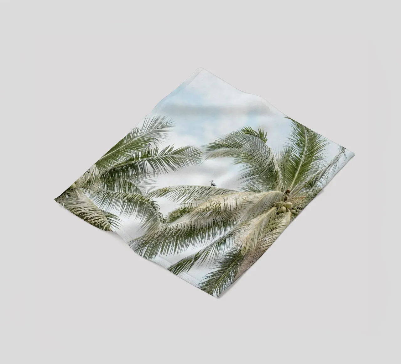 Palm trees on the beach in Indonesia coperta in pile da photolovers