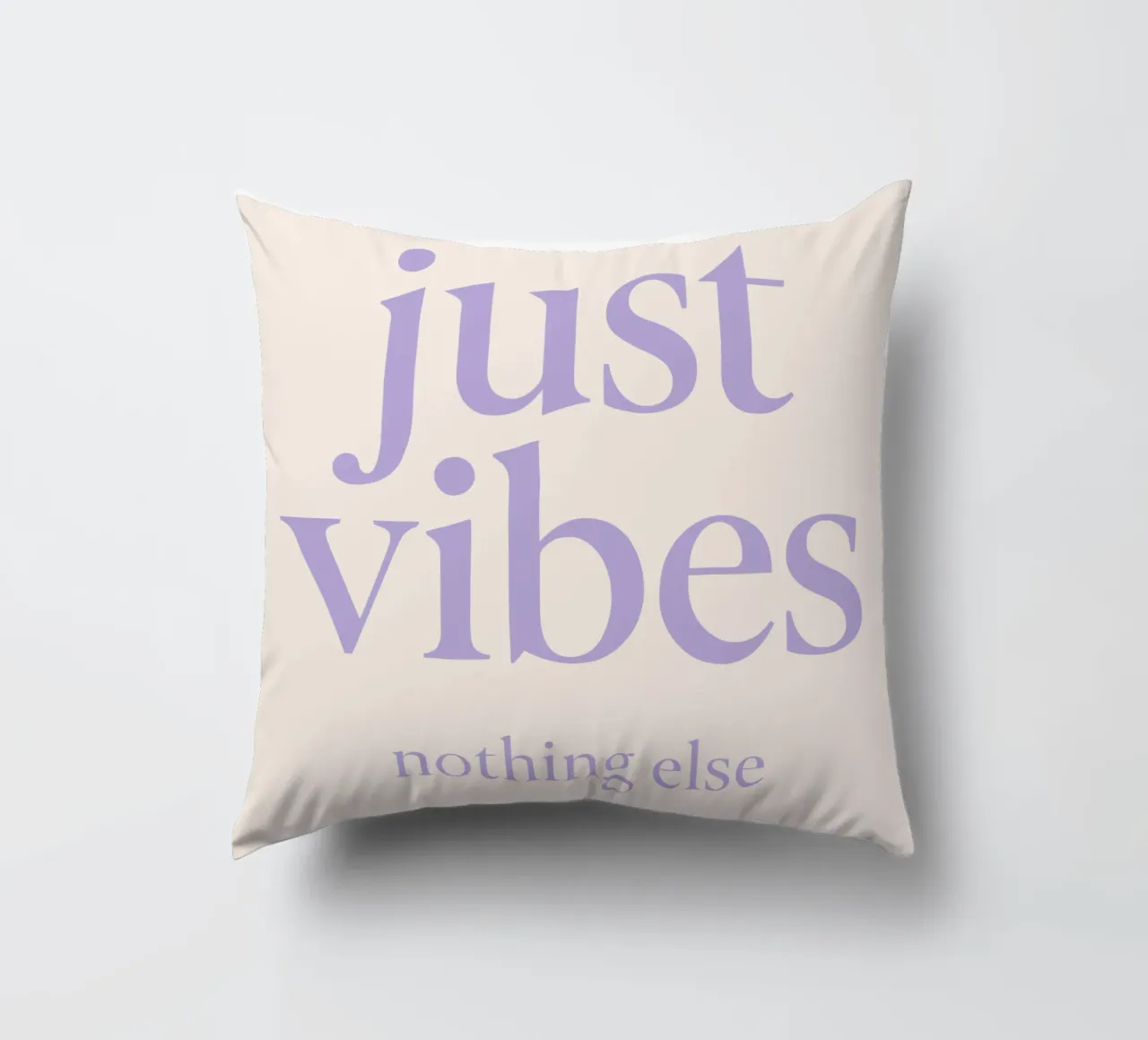 Nothing But Vibes cuscino da QuooodZ by MooodzArt