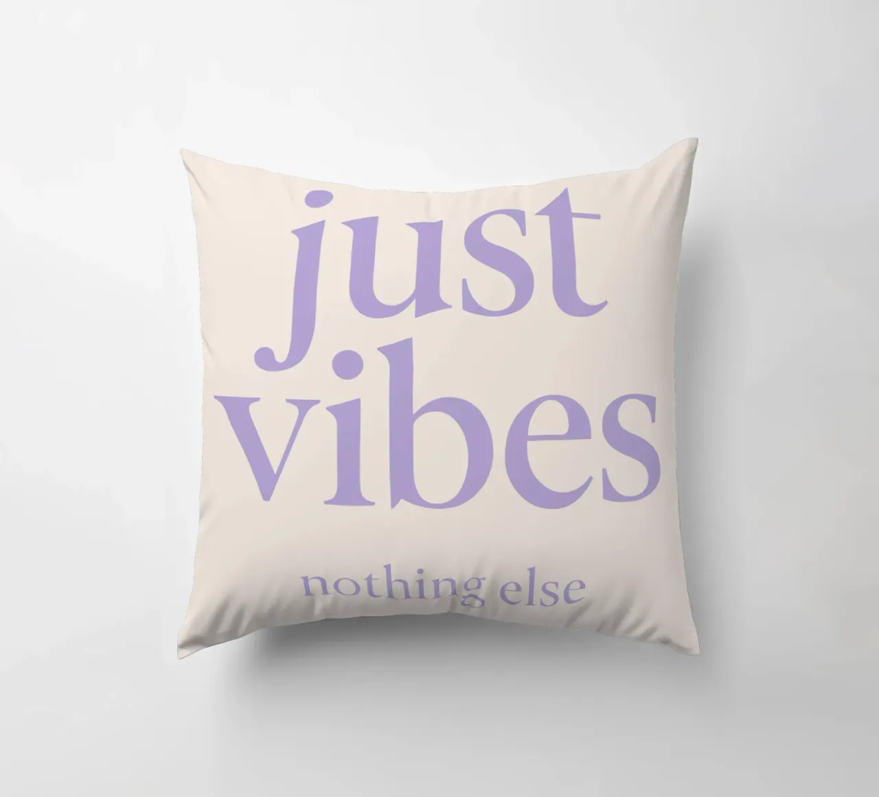 Nothing But Vibes cuscino da QuooodZ by MooodzArt