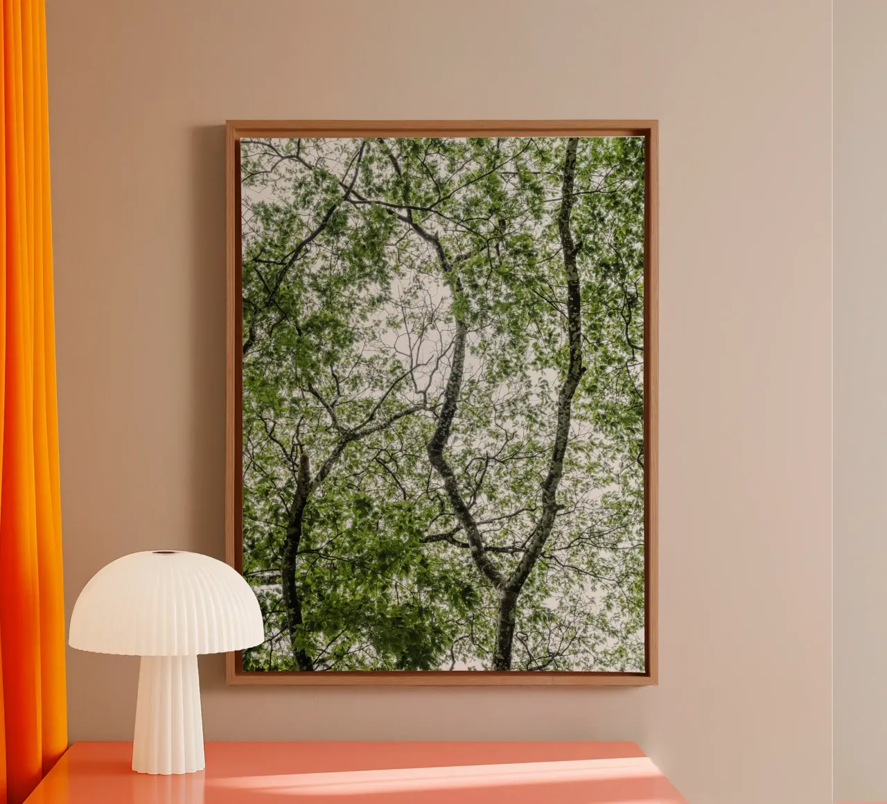 Tree in a forest tela da photolovers