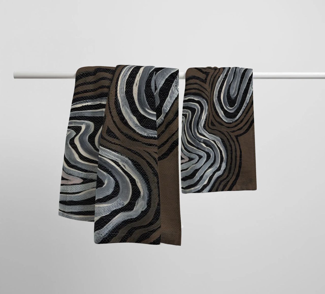Terra Linee ritmiche asciugamano da bagno da Nikitajariwala
