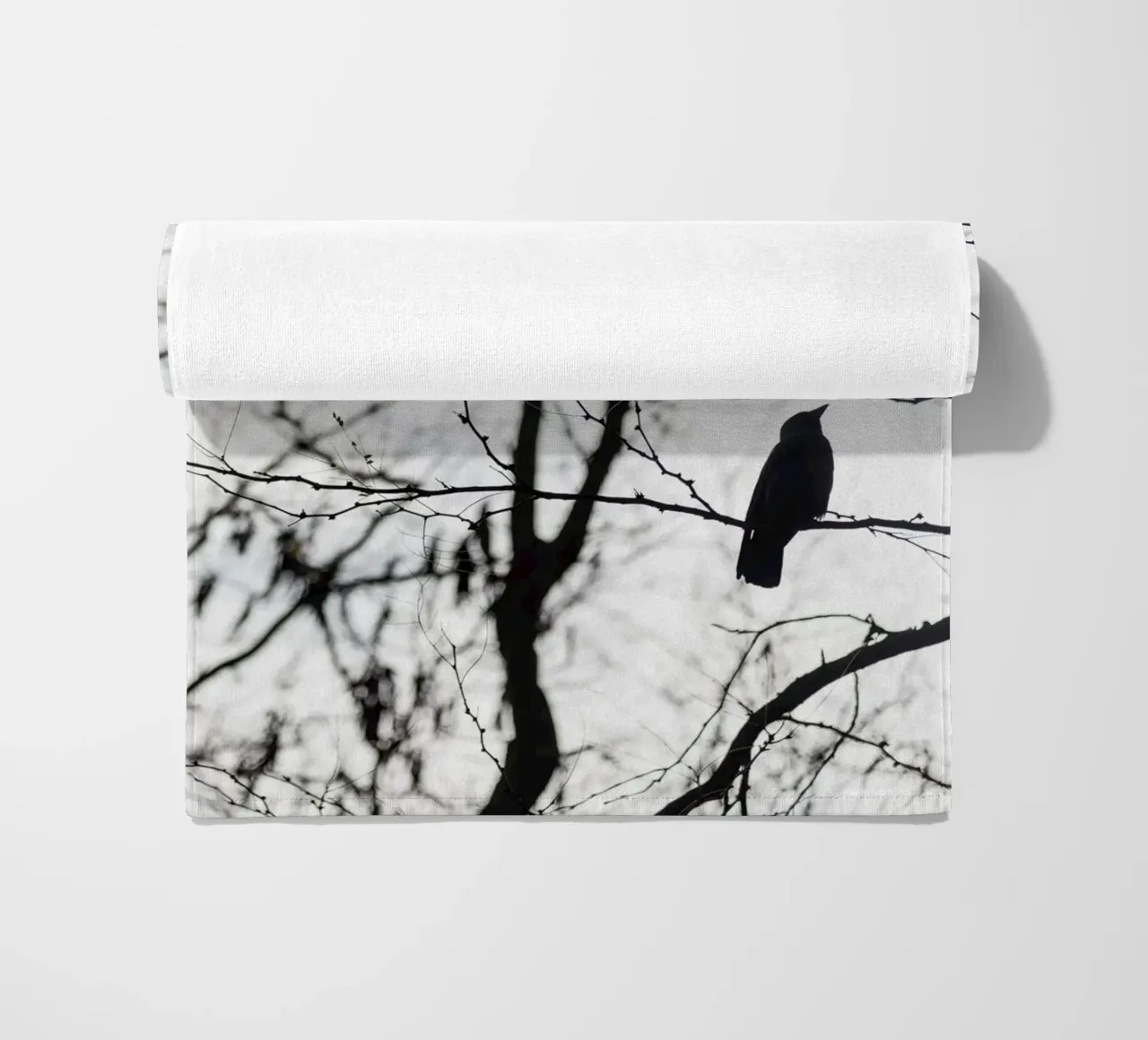 Bird in a tree telo mare da photolovers