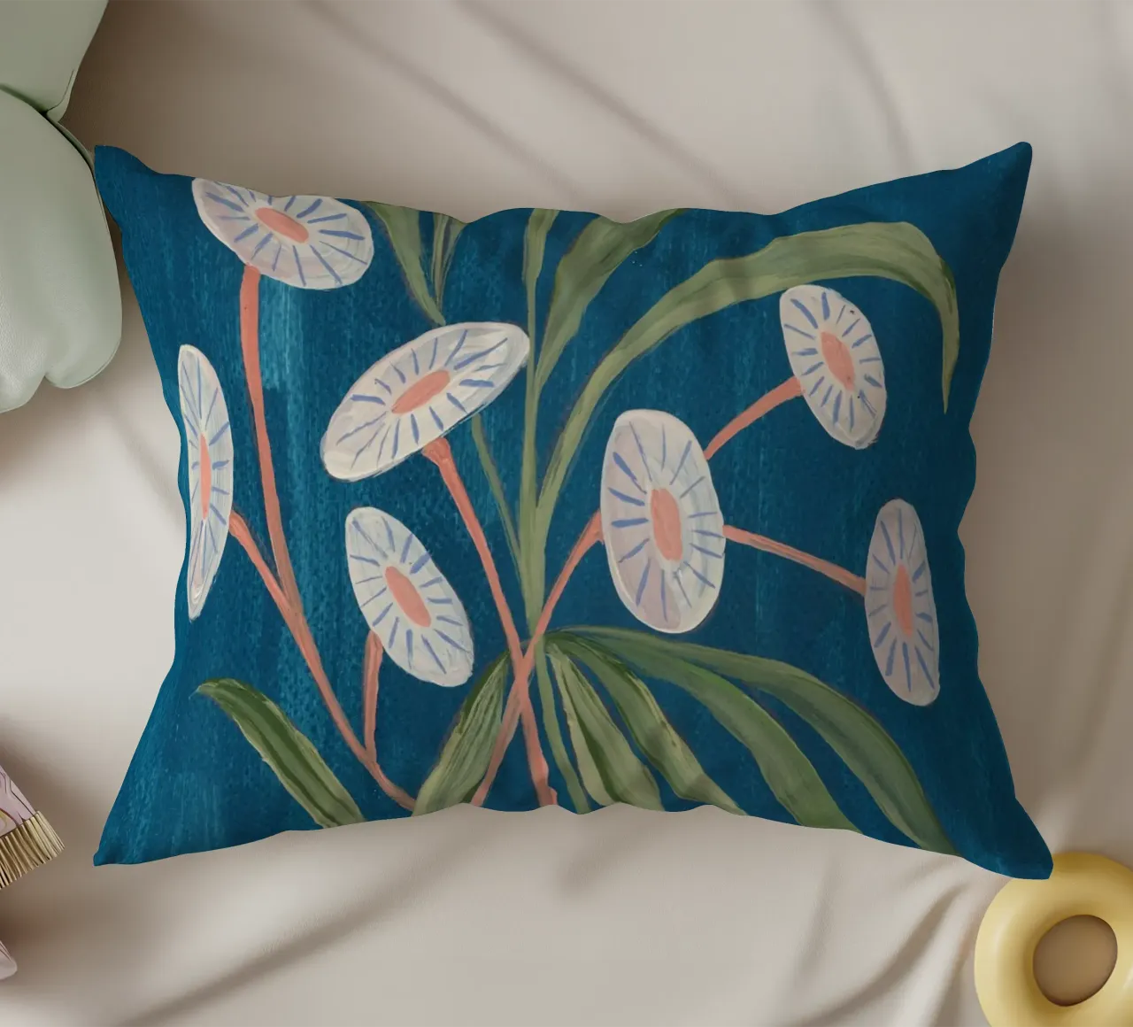 Fiori pittorici cuscino da Nikitajariwala