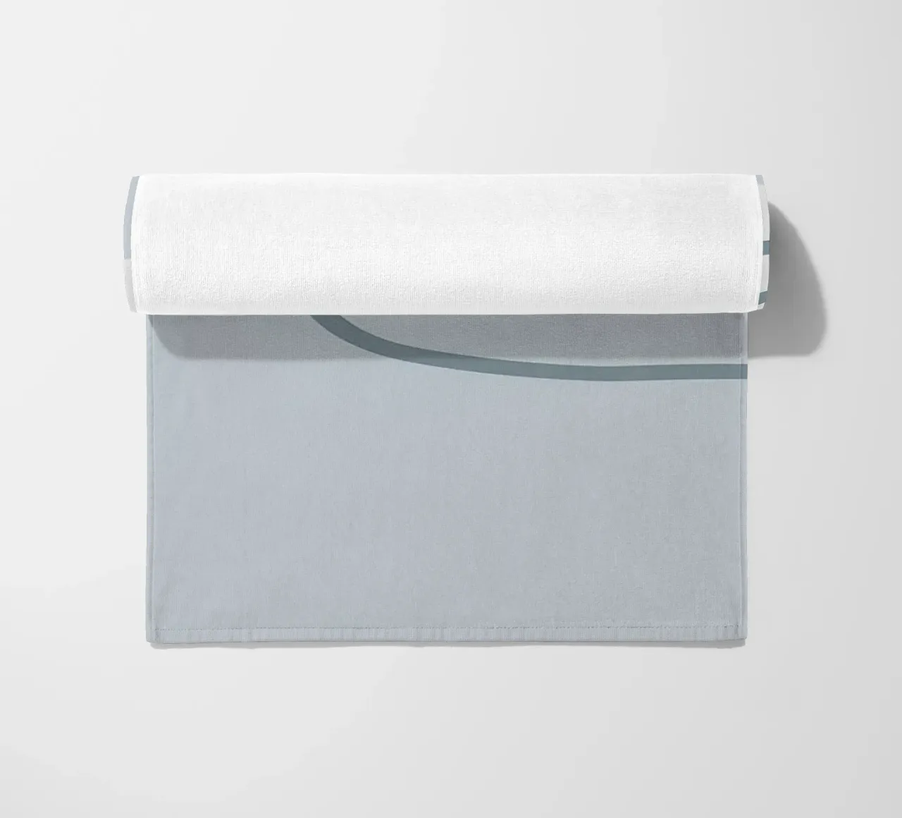 Grey Abstraction II serviette de plage de Hey Vincent