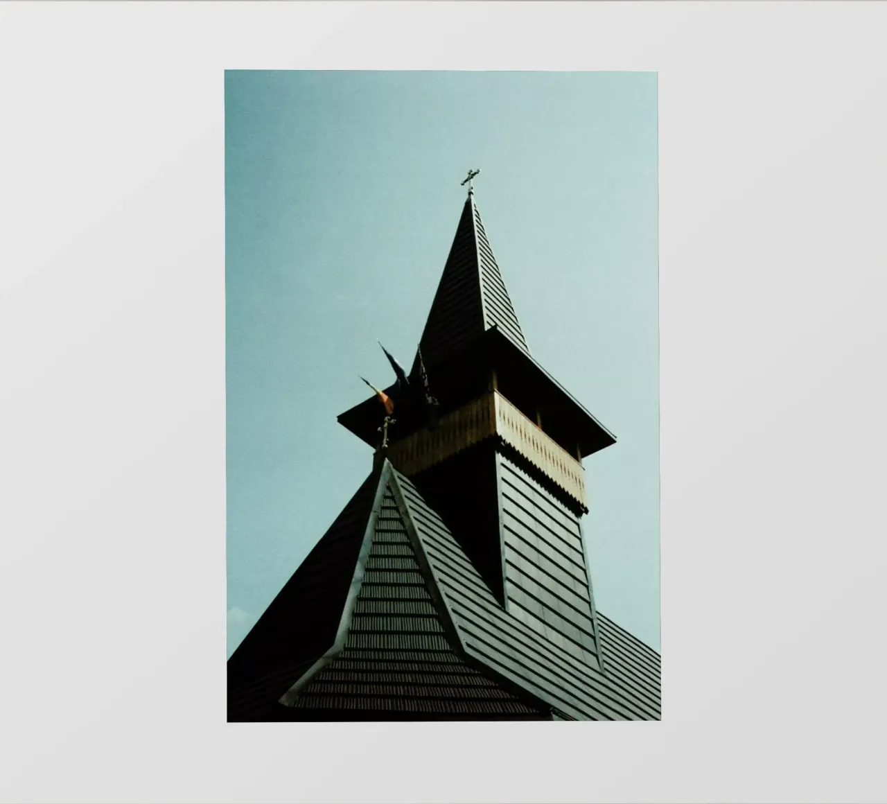 Analog Series Church Top pellicola backlit da Sebastian Hilgetag