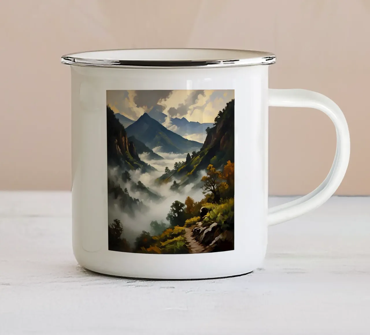 Montagne coperte di nebbia tazza in smalto da Earthly Visions