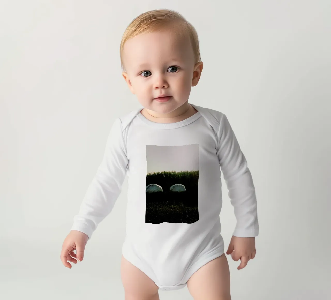 Analog Series Fields At Sundown body neonato maniche lunghe da Sebastian Hilgetag