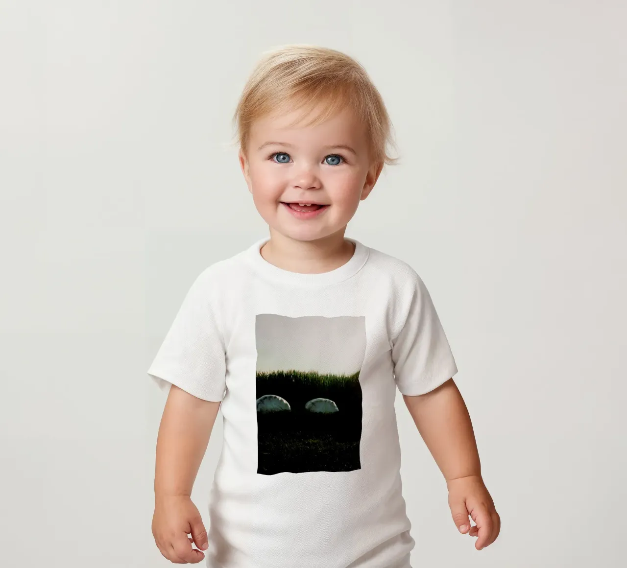 Analog Series Fields At Sundown Baby T-Shirt von Sebastian Hilgetag
