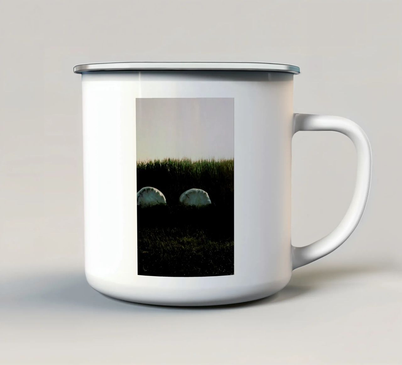 Analog Series Fields At Sundown tazza in smalto da Sebastian Hilgetag