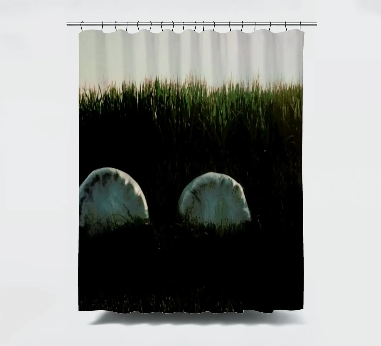 Analog Series Fields At Sundown cortina de baño de Sebastian Hilgetag