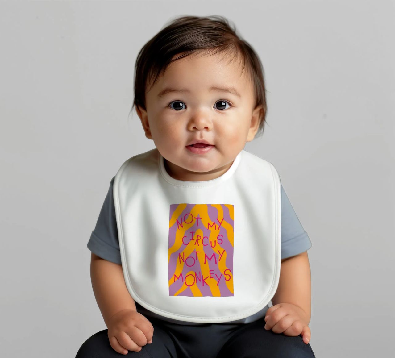 not my circus not my monkeys. Babylätzchen von FRICKE DESIGN