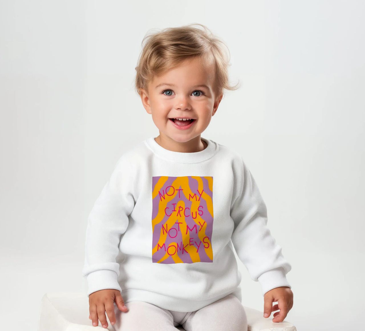 not my circus not my monkeys. felpa neonato da FRICKE DESIGN
