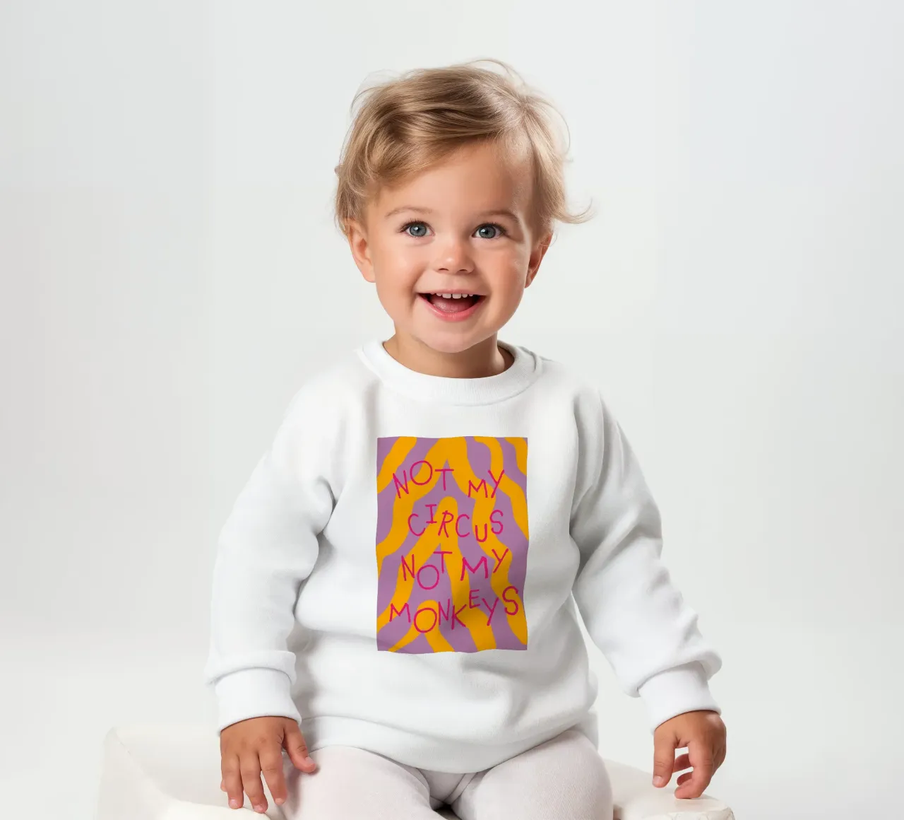 not my circus not my monkeys. felpa neonato da FRICKE DESIGN