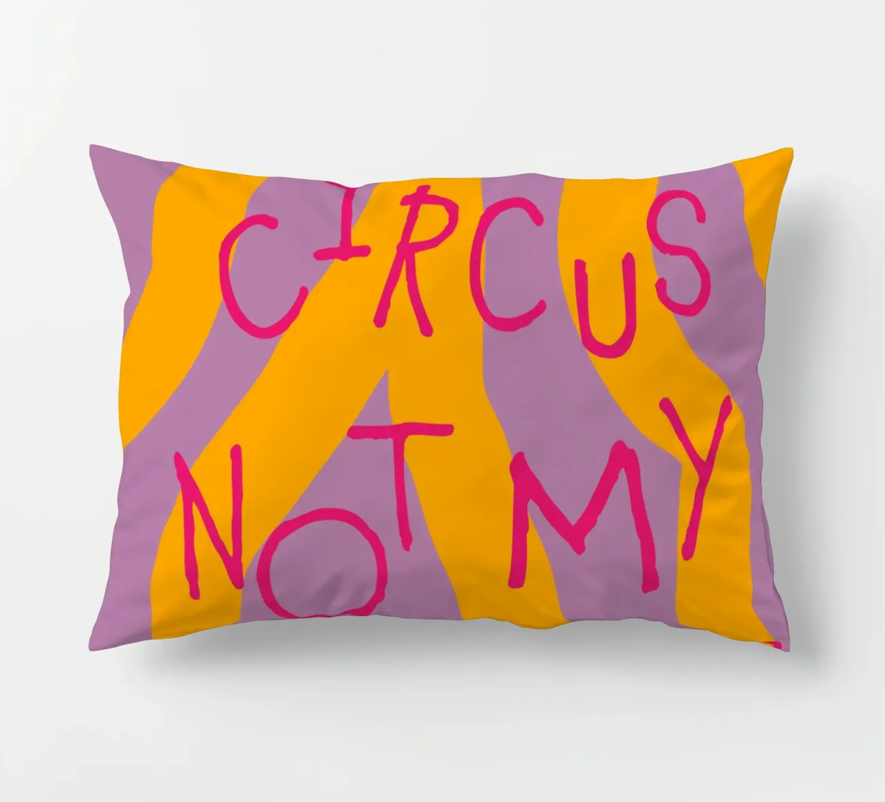not my circus not my monkeys. cojín de FRICKE DESIGN