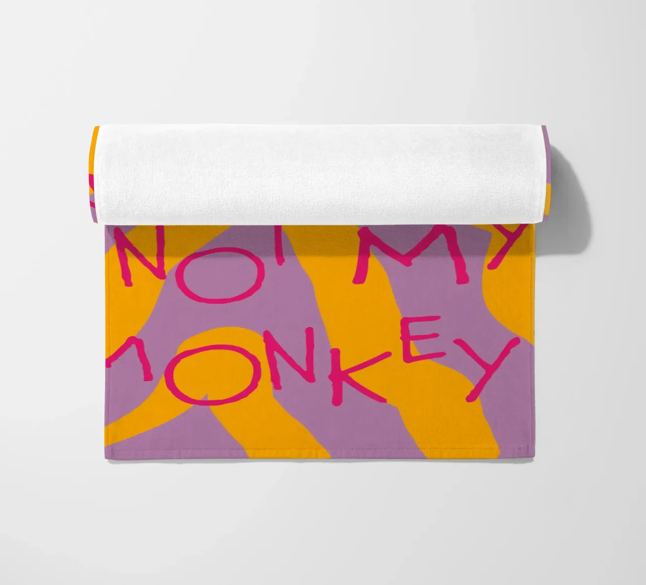not my circus not my monkeys. toalla de playa de FRICKE DESIGN