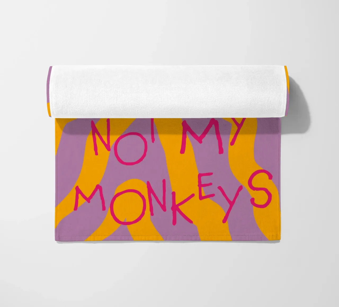 not my circus not my monkeys. telo mare da FRICKE DESIGN
