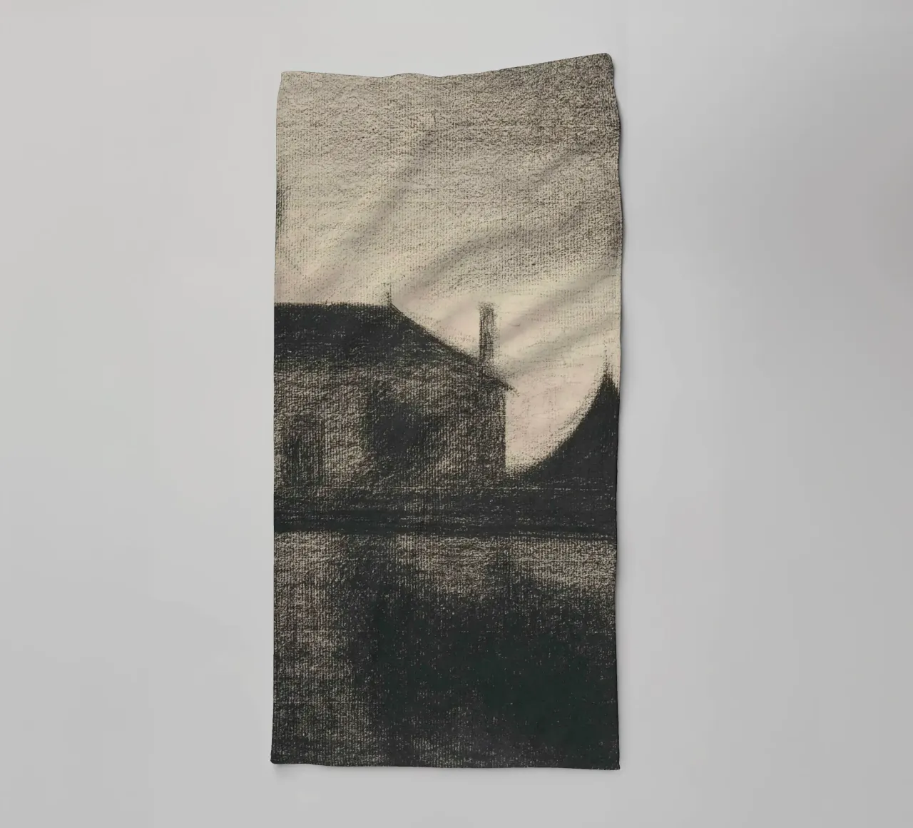 Sfeervol huis in de schemering - Sfeervol landschapskunst in houtskool badhanddoek van ClubArt