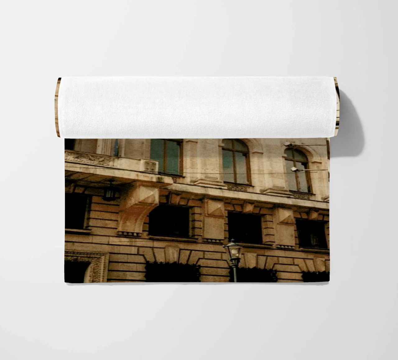 Analog Series Old Buildings telo mare da Sebastian Hilgetag