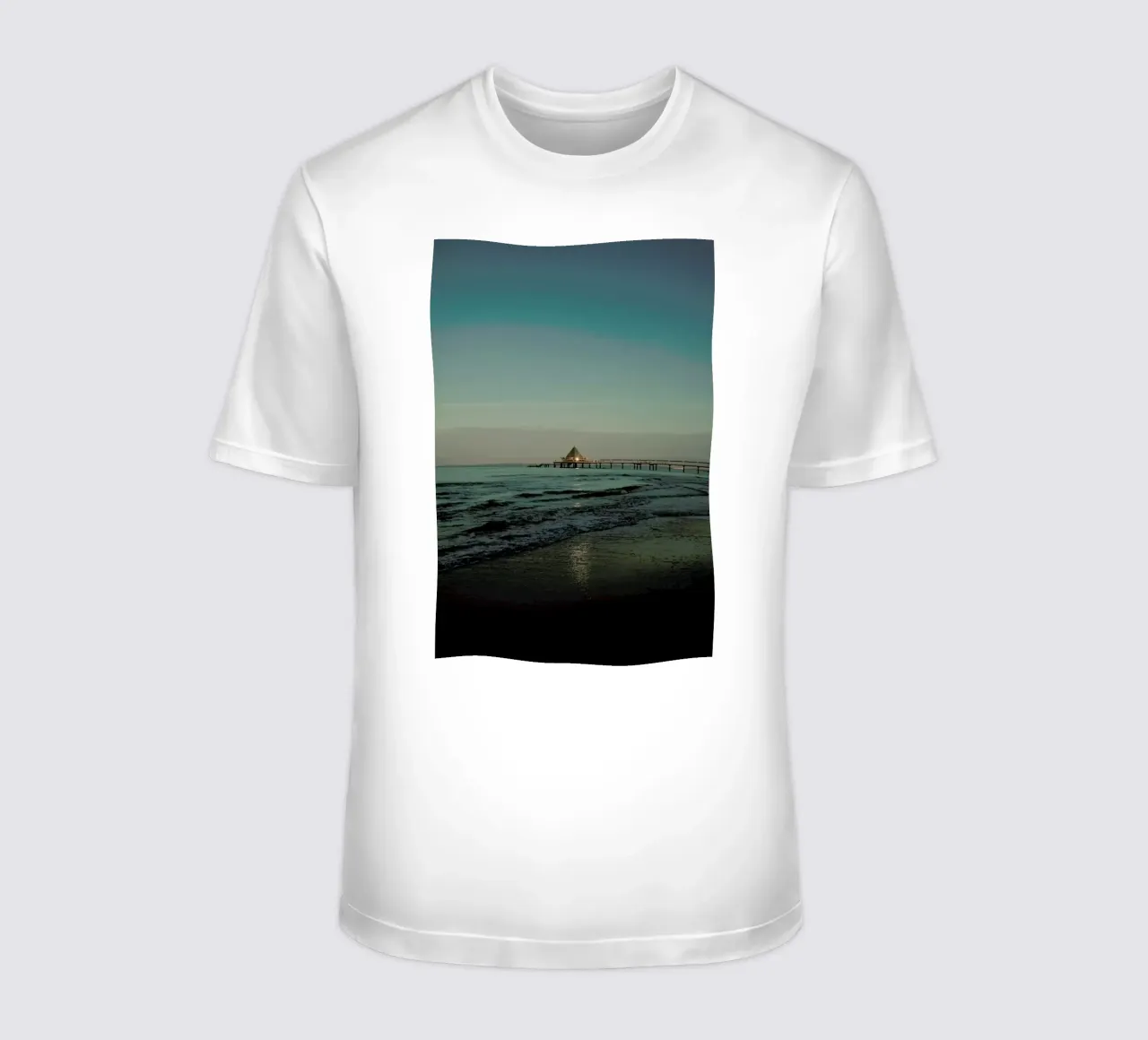 Sundown At The Bridge t-shirt da Sebastian Hilgetag