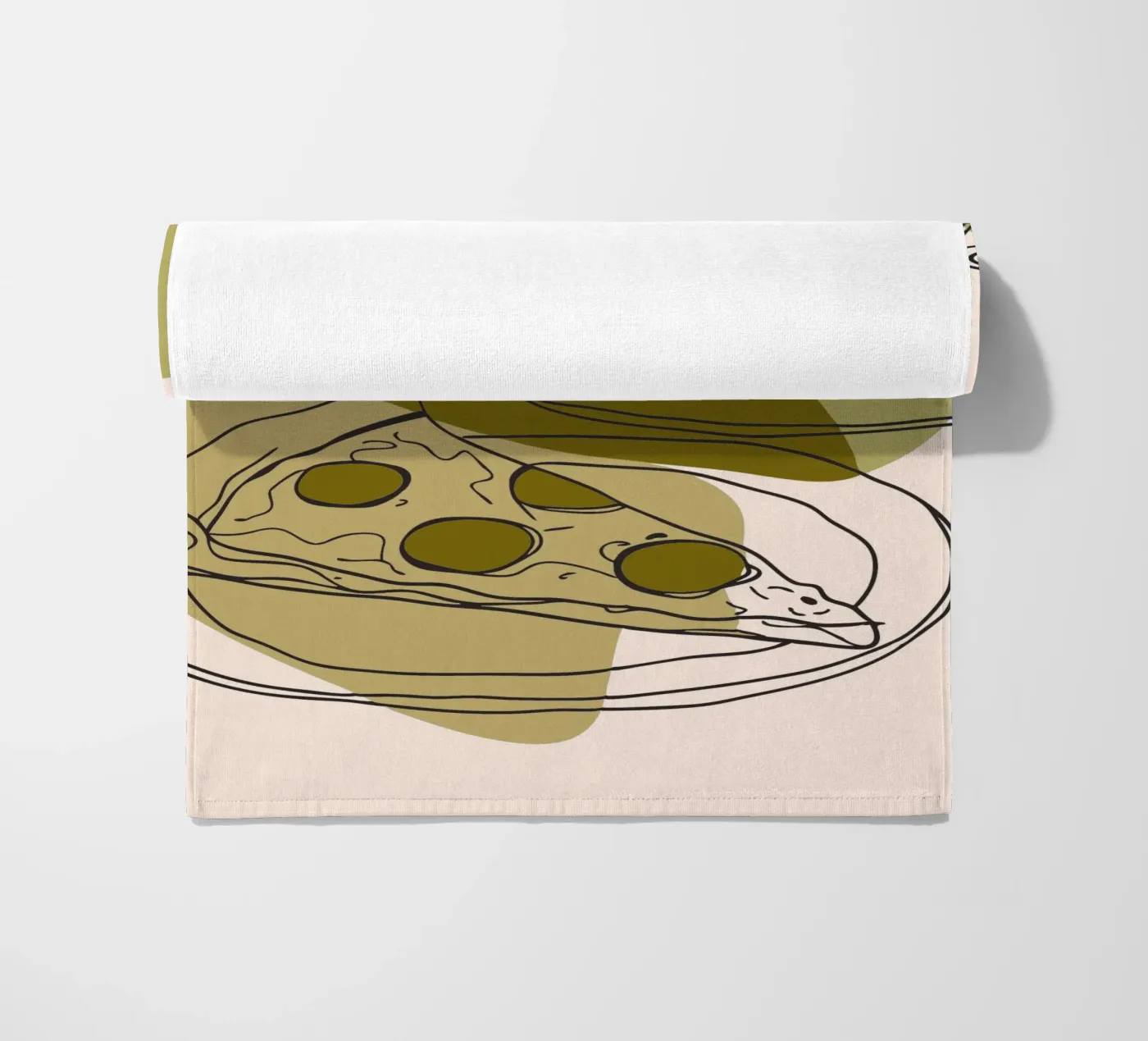 Coffee and Pizza Strandtuch von RELAXING TOUCH