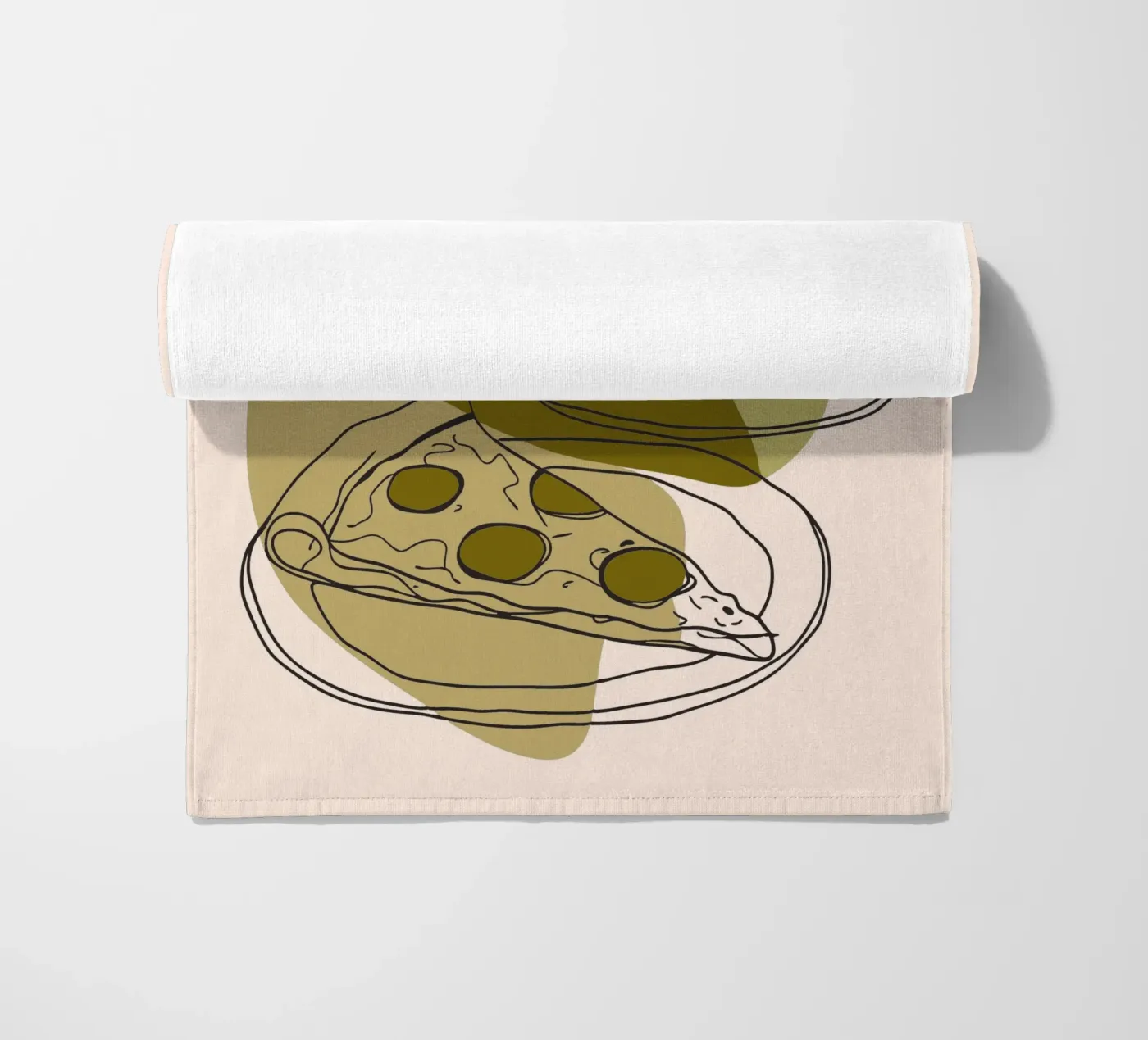 Coffee and Pizza Strandtuch von RELAXING TOUCH