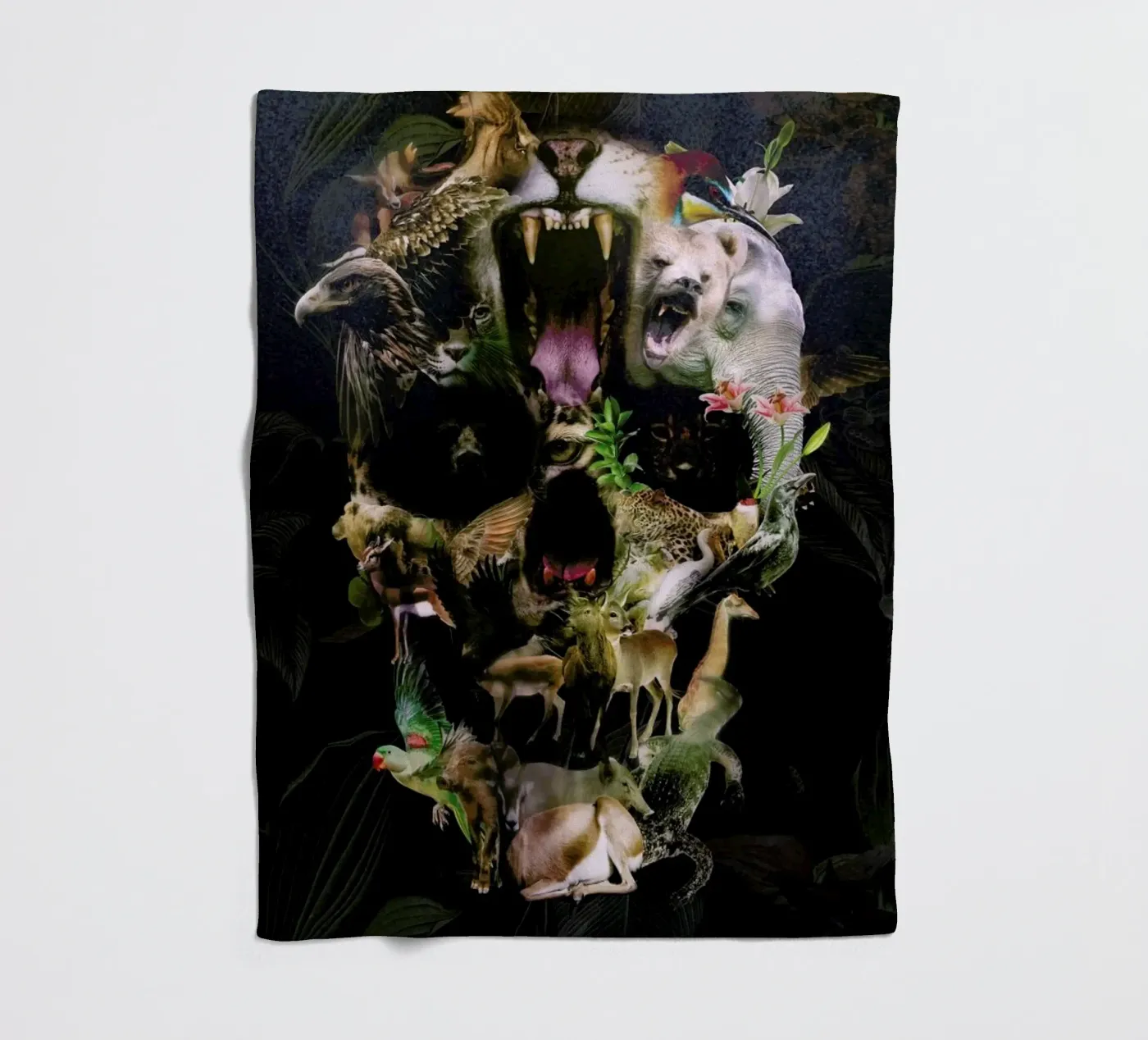 Kingdom Fleecedecke von Ali Gulec