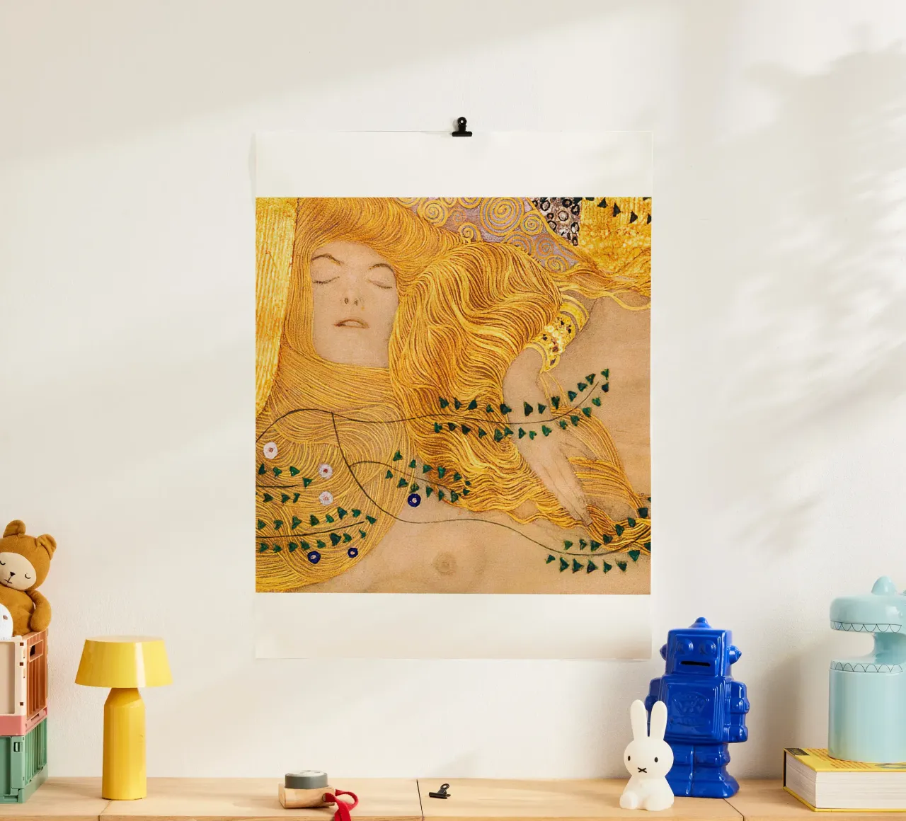 Gustav Klimt Serpente di mare poster con telaio in alluminio da Spencer Farrell2