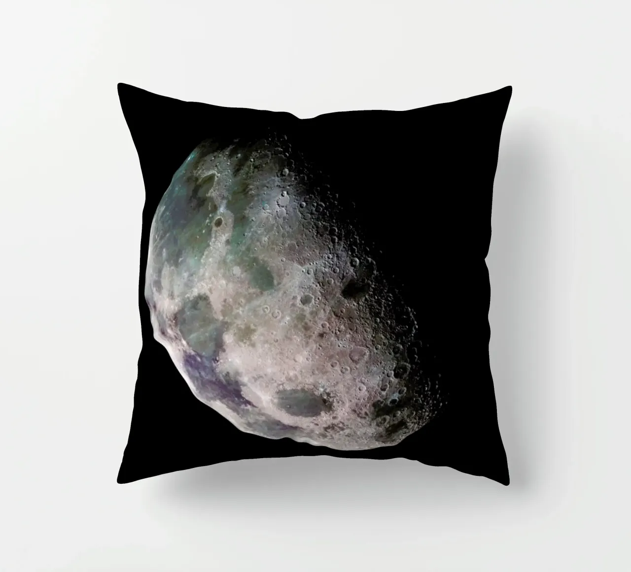 The Moon cuscino da Vintage by JUNIQE