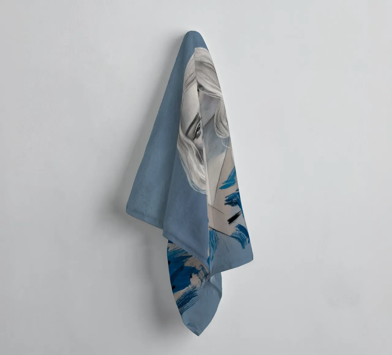 Sguardo al flusso di platino asciugamano da bagno da Vivid Reverie