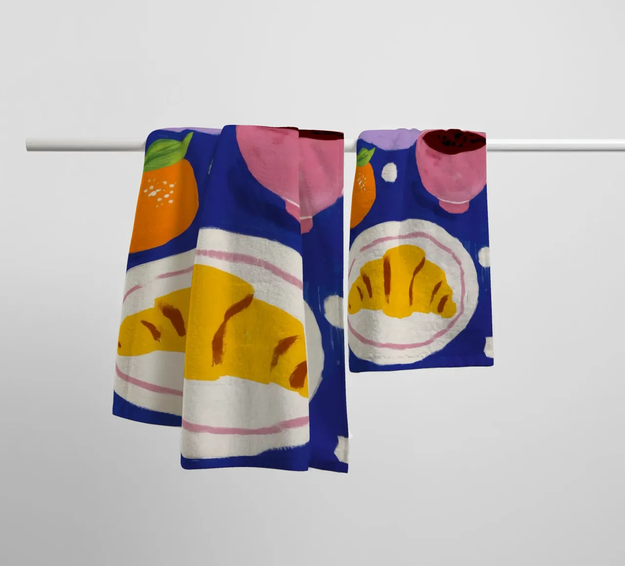 Caffè croissant viola asciugamano da bagno da Moonlite Desire