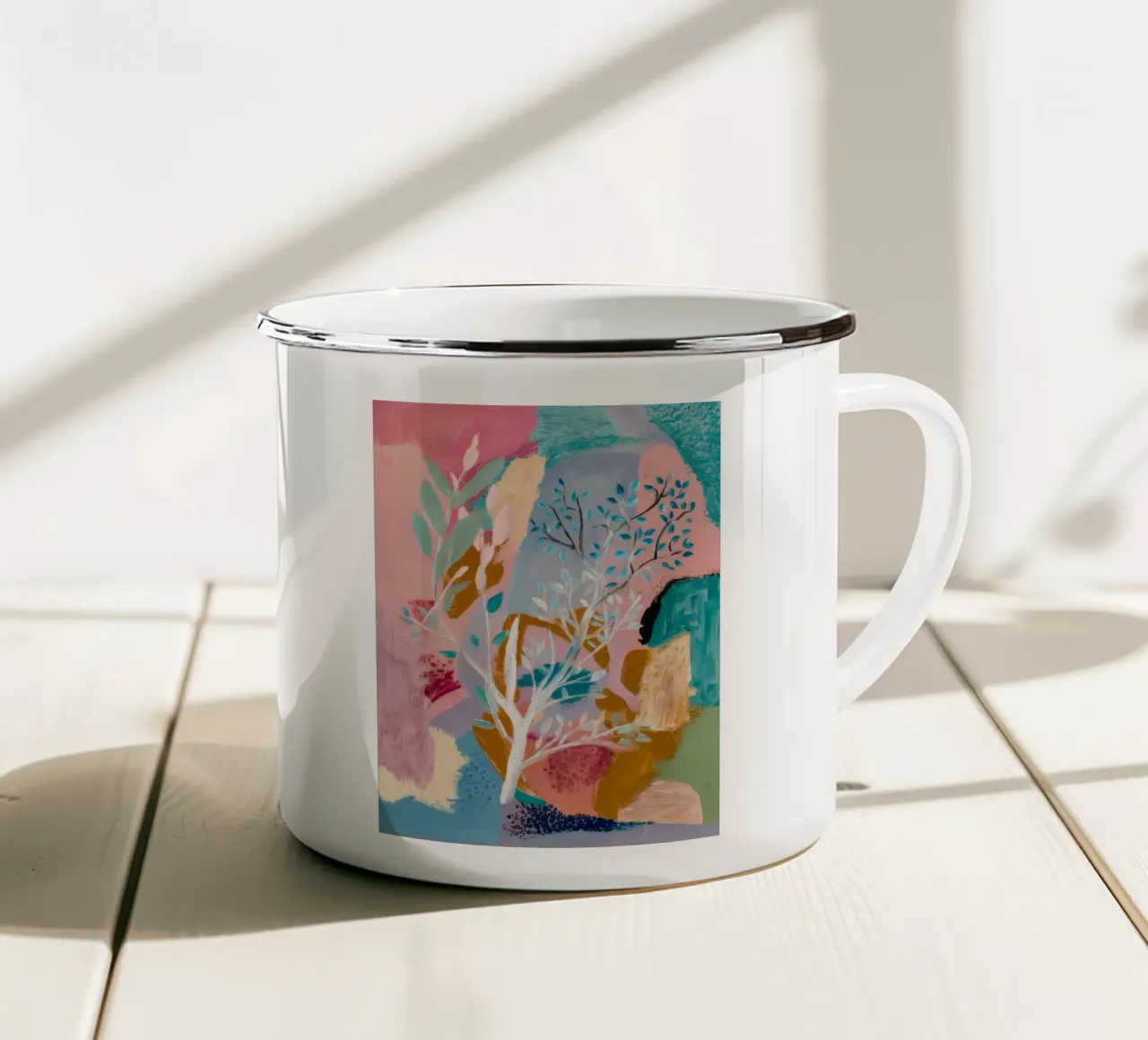 Ätherischer Blütendunst Emaille Tasse von Vivid Reverie