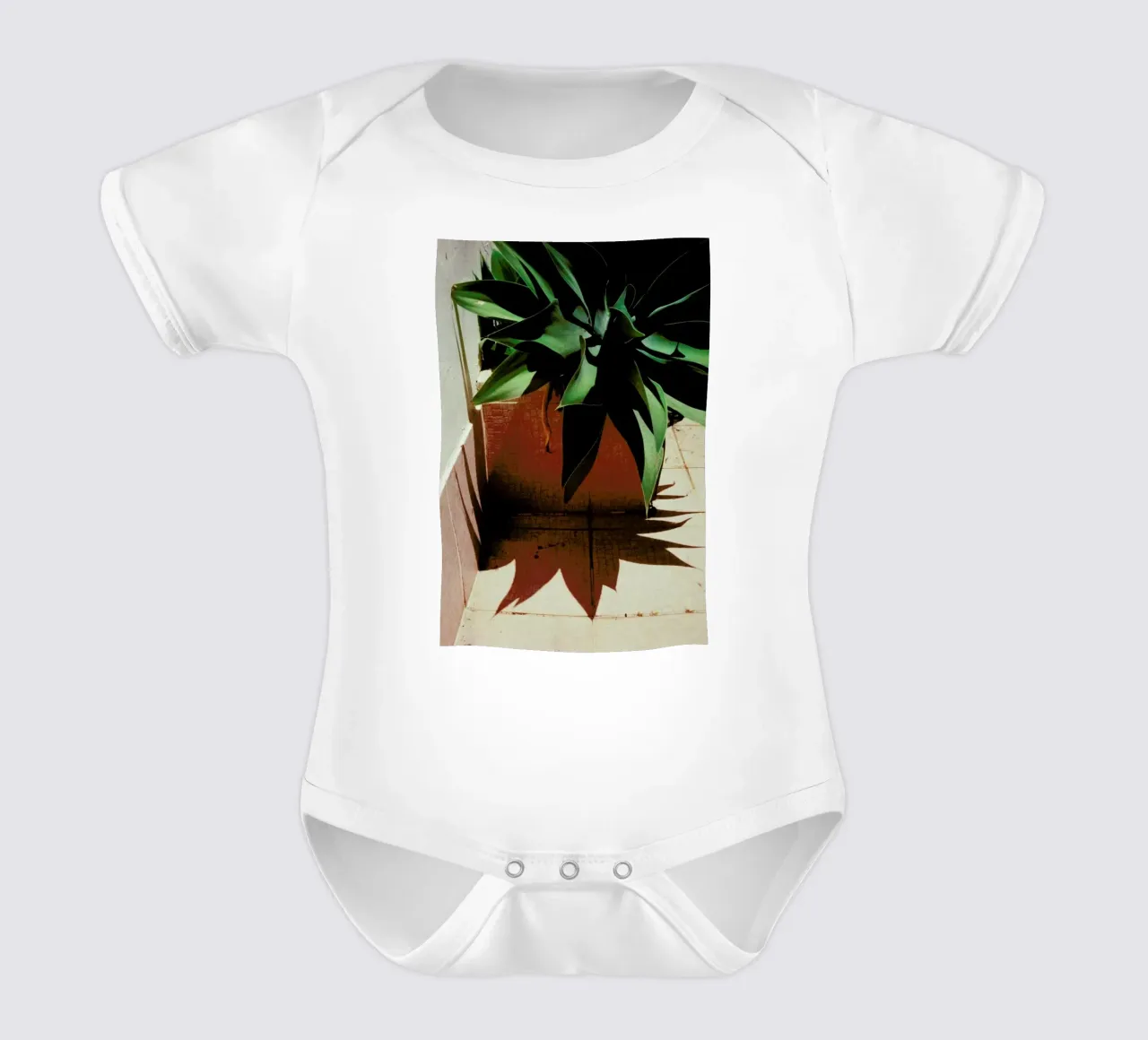 Analog Series Plant By The Pool body neonato maniche corte da Sebastian Hilgetag