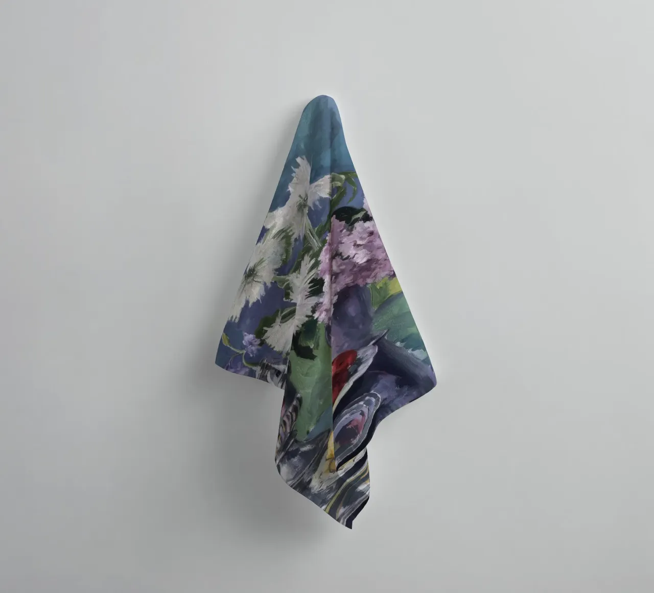 Lillà in brocca d'argento asciugamano da bagno da Radiance Landscape