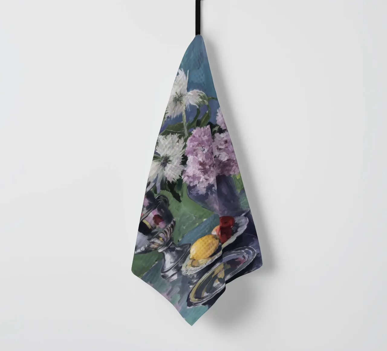 Lillà in brocca d'argento canovaccio da cucina da Radiance Landscape