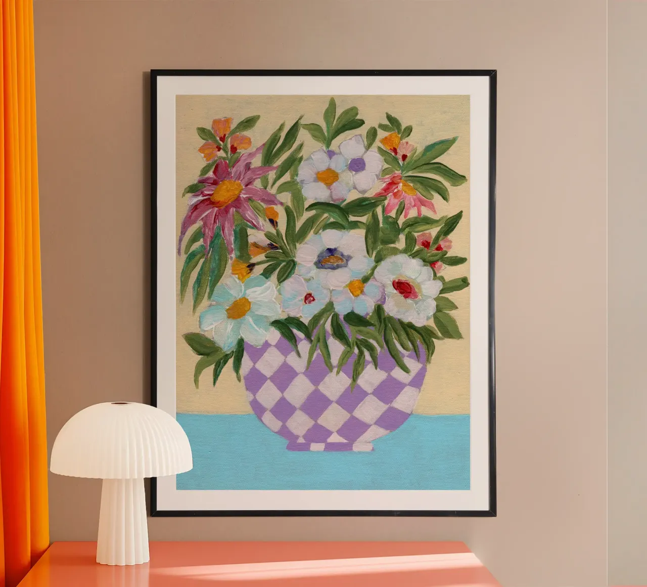Vaso floreale a scacchiera poster con telaio in legno da Nikitajariwala