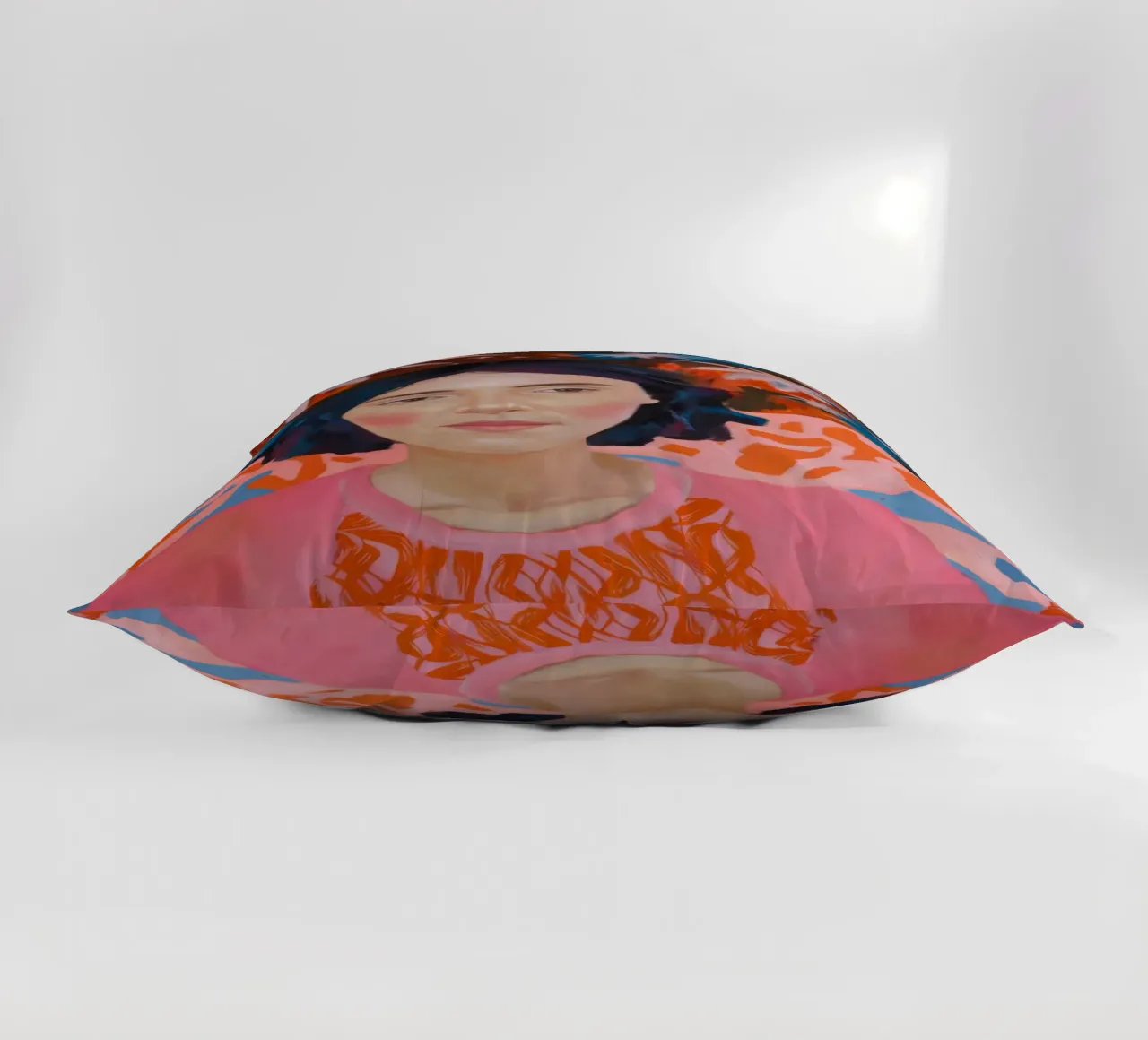 Petalo cosmico pop cuscino da Vivid Reverie
