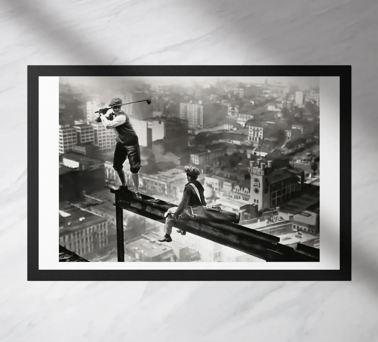GOLF d'epoca su uno SKYSCRAPER zerbino da Black And White