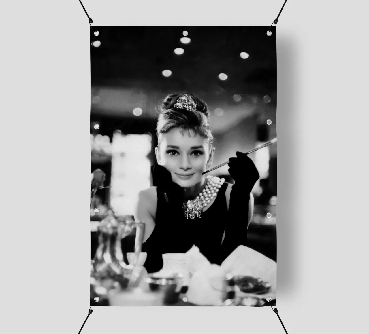 Audrey Hepburn in Colazione da Tiffany telo in pvc da Greatest Figure