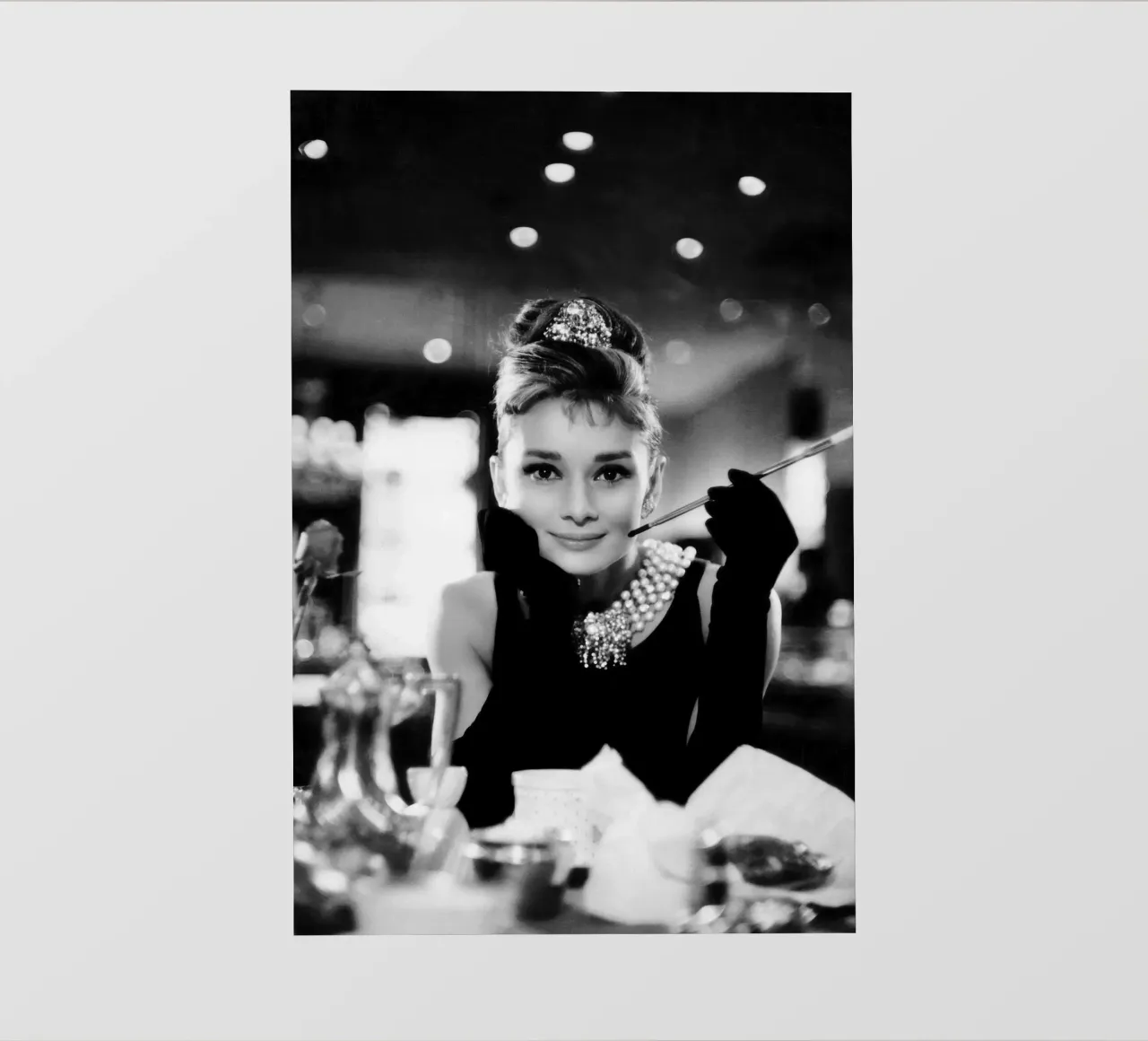 Audrey Hepburn in Colazione da Tiffany telo in pvc da Greatest Figure