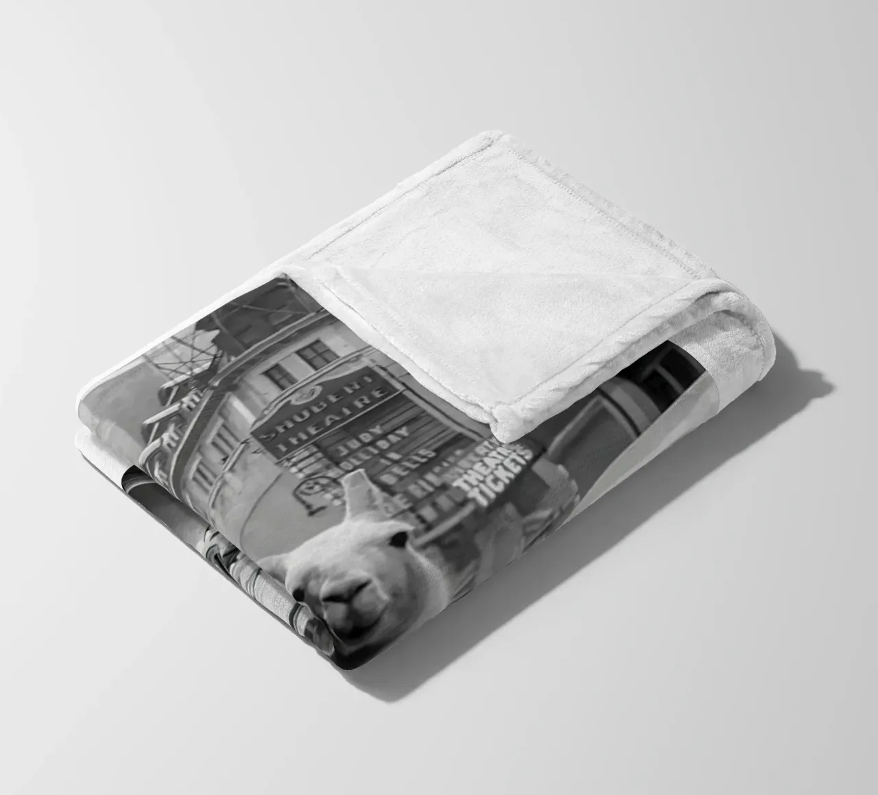 Lama in taxi coperta in pile da Black And White