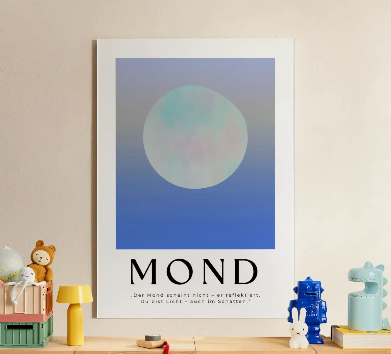 „Der Mond scheint nicht – er reflektiert." plexiglass da Grünkraftwerk