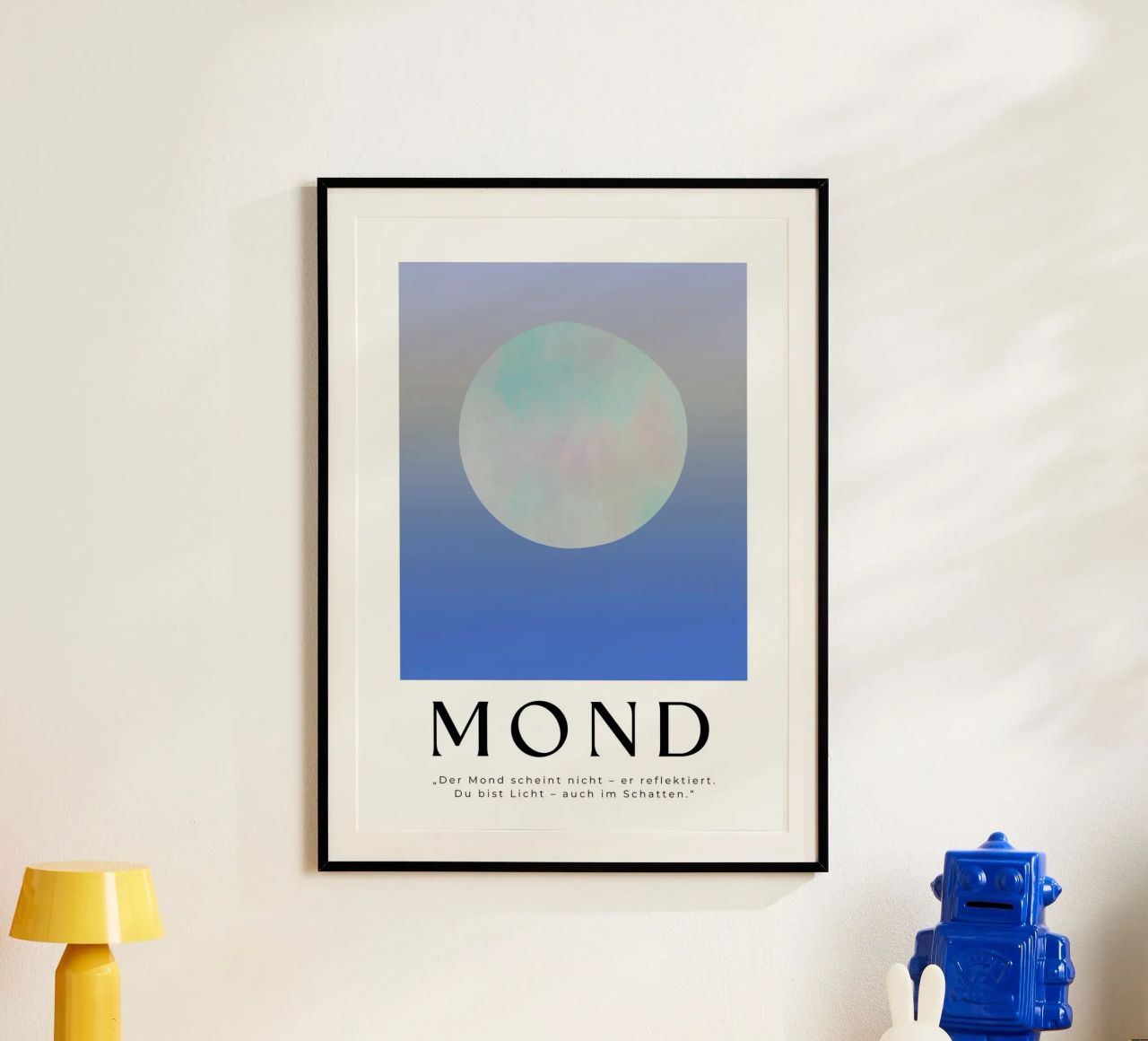 „Der Mond scheint nicht – er reflektiert." Poster von Grünkraftwerk
